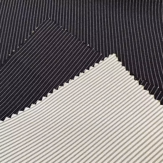 Wasserdichtes, reißfestes 300d*300d/150d+300d*150d Polyester-Minimatt-Oxford-Gewebe mit PU-Beschichtung für Jacken-Radsportbekleidung